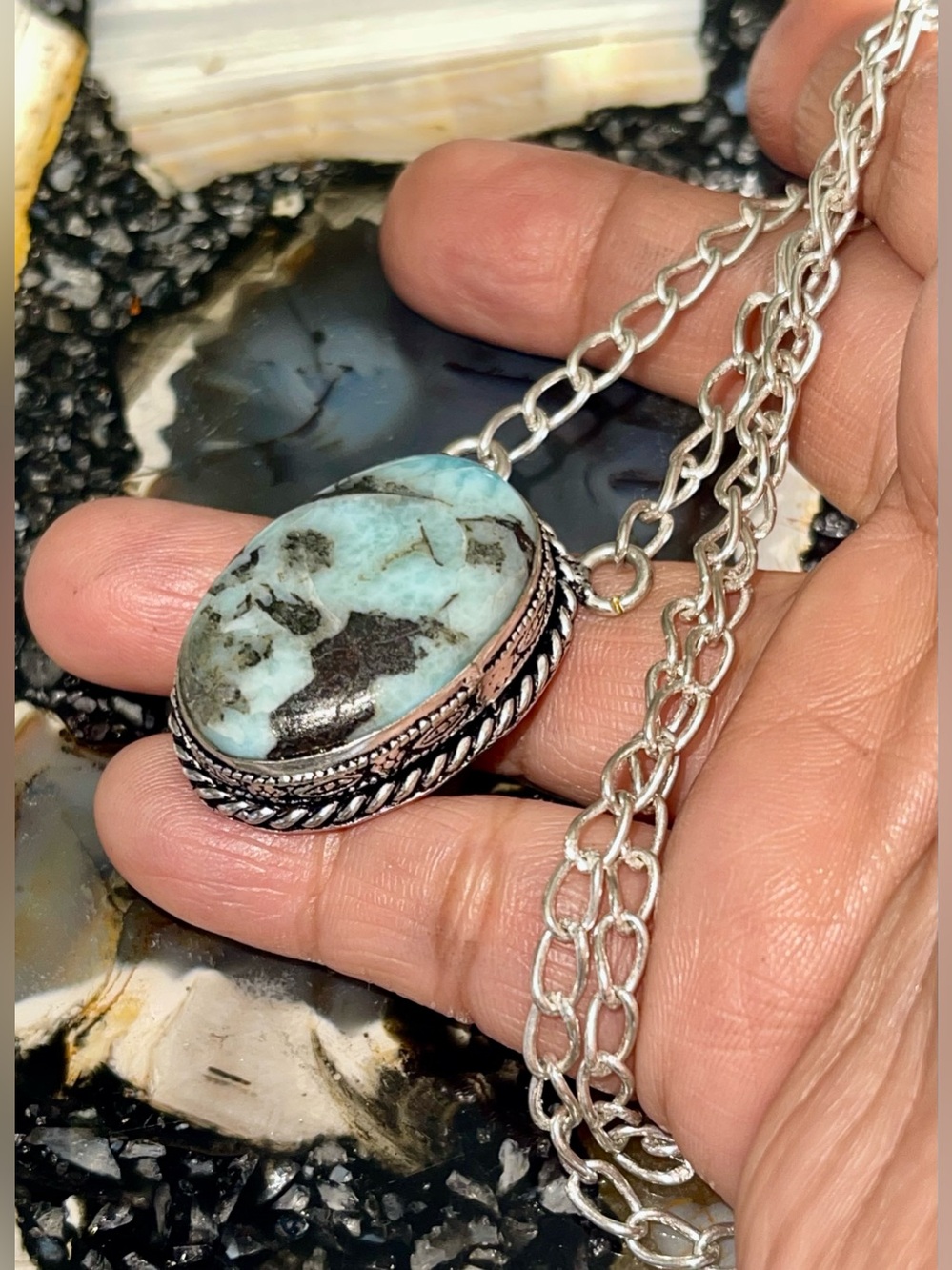 DR Caribbean Larimar Crystal Pendant Necklace - Picture 6 of 17